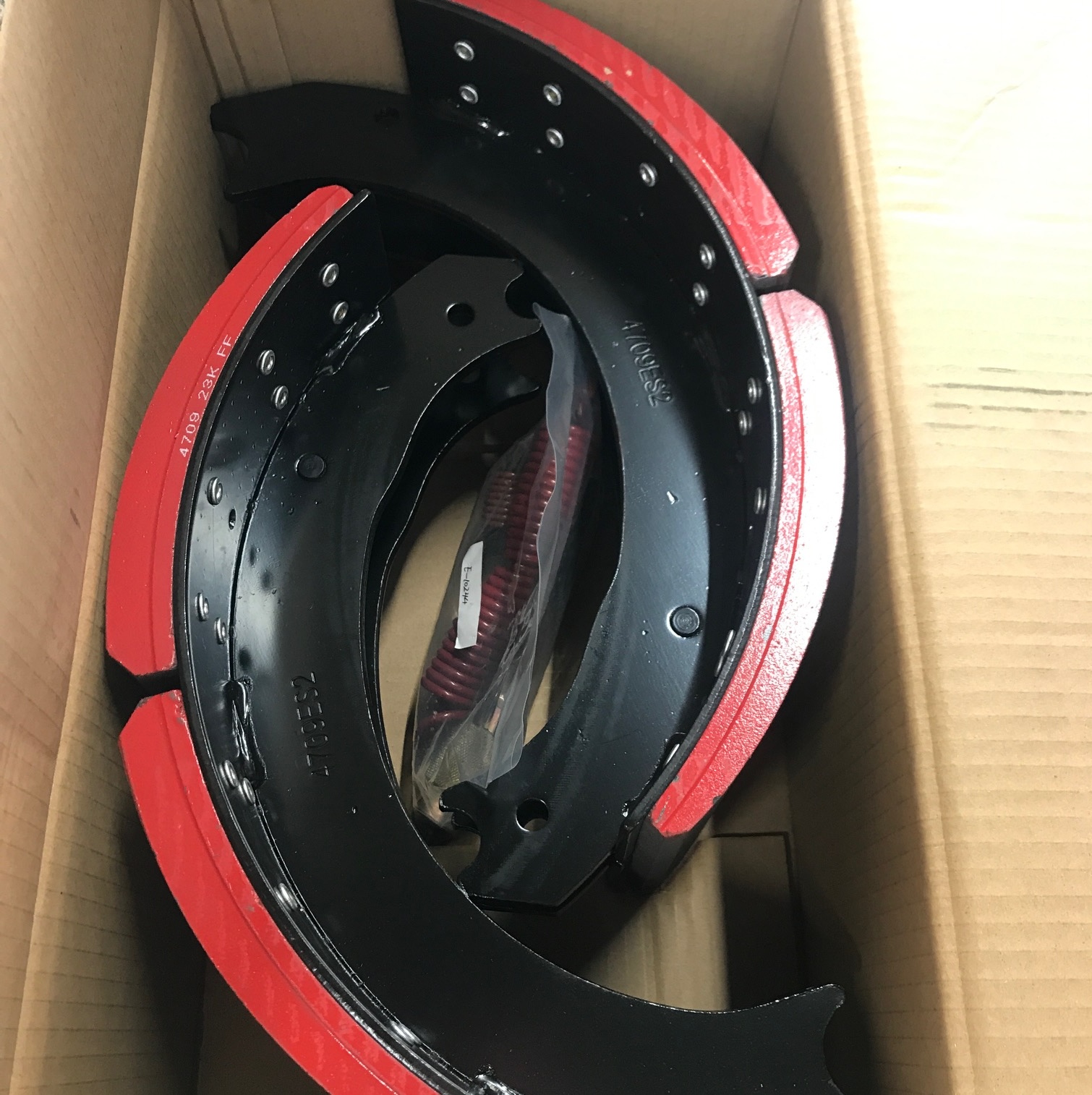 B-4709ESII23K GBK Brake Shoe Kit, 16.5" x 7", 23K, Eaton ES II - Image 4